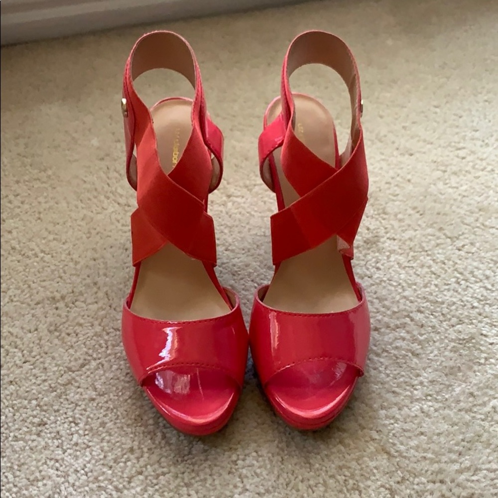 Cute coral sandal heel